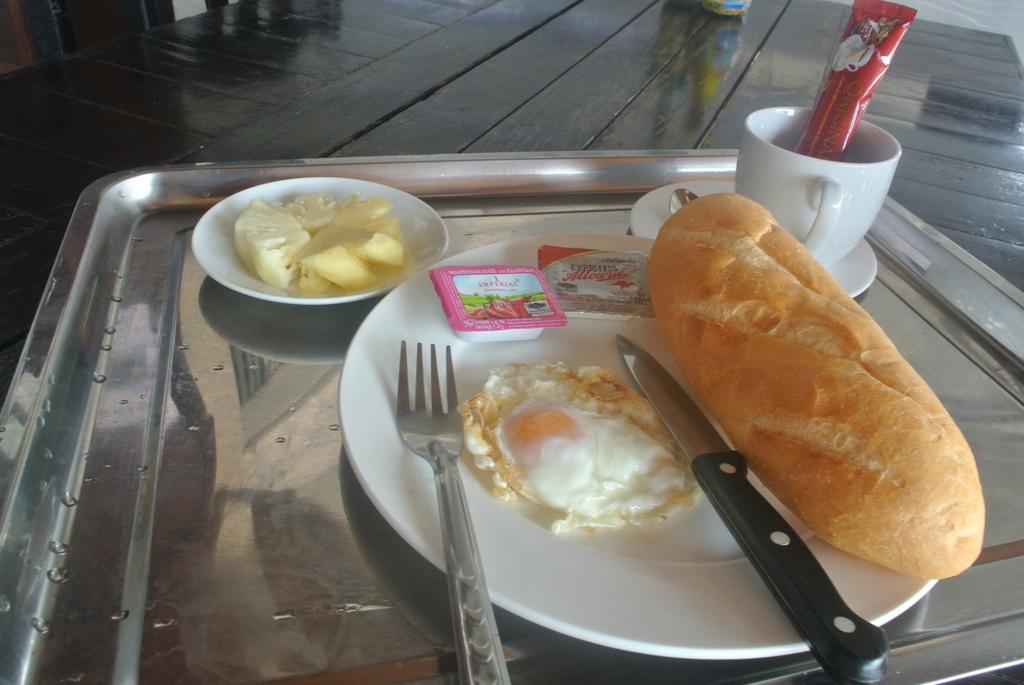 Orange Backpacker Hostel เวียงจันทน์ ภายนอก รูปภาพ