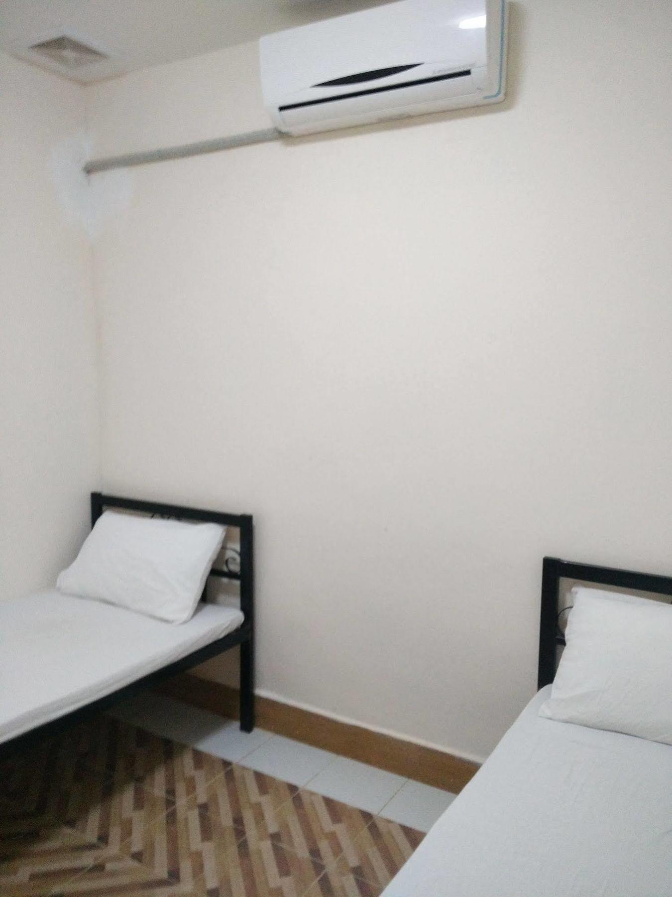 Orange Backpacker Hostel เวียงจันทน์ ภายนอก รูปภาพ
